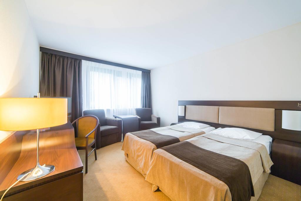 Hotel Solny Kolobrzeg Luaran gambar